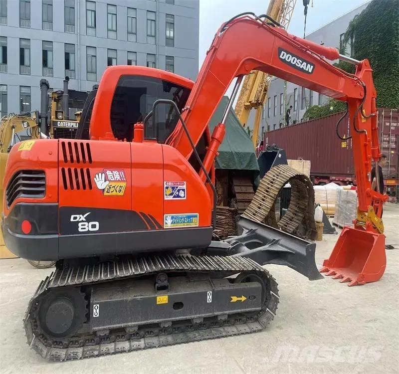 Doosan DX80 Escavatori medi 7t - 12t