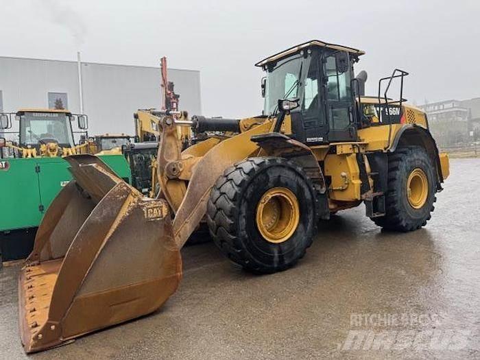 CAT 966M Pale gommate