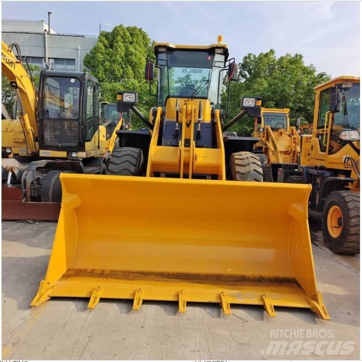 SDLG LG 936 L Pale gommate