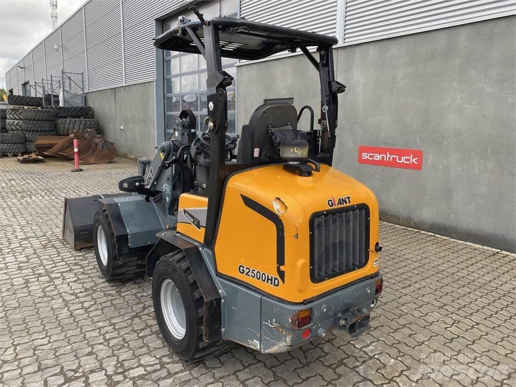 GiANT G2500HD Pale multiuso