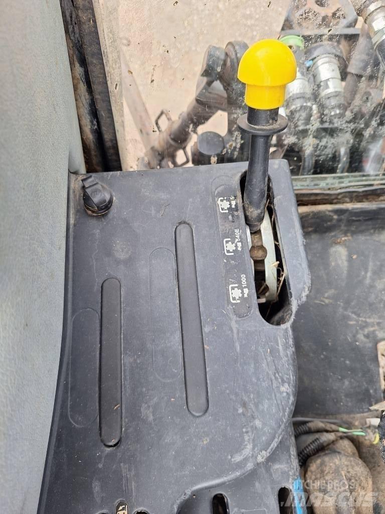 New Holland T 5040 Trattori