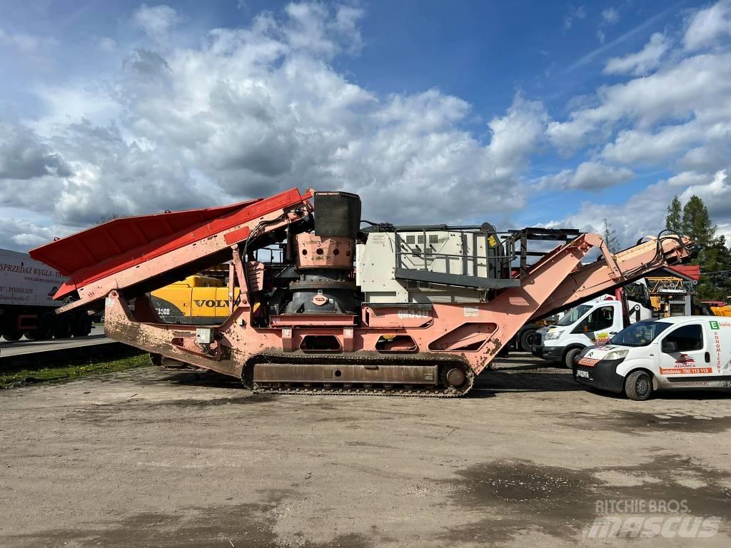 Sandvik QH 330 Frantoi mobili