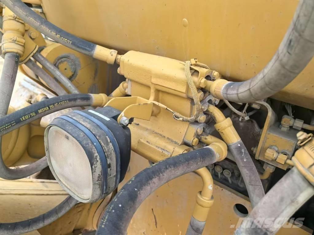 CAT D 8 T Dozer cingolati