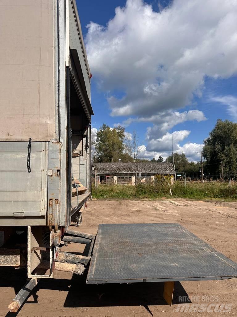 Iveco Stralis AT 190 Autogru