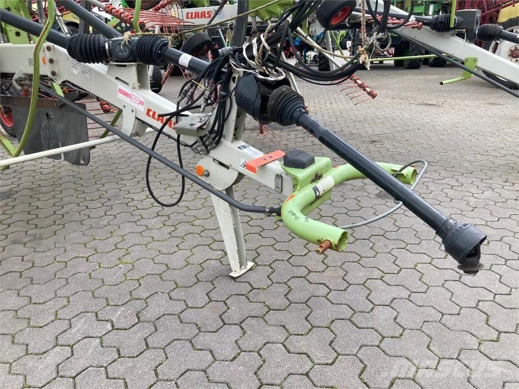 CLAAS Liner 2800 Andanatori