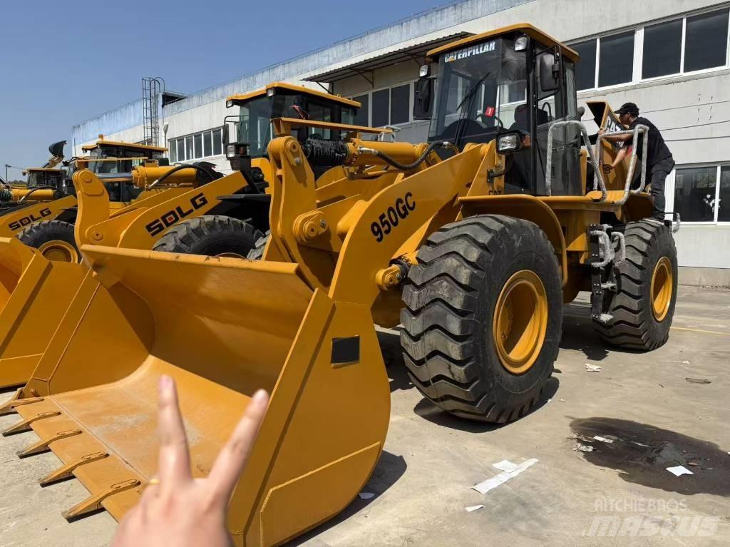 CAT 950 GC Pale gommate
