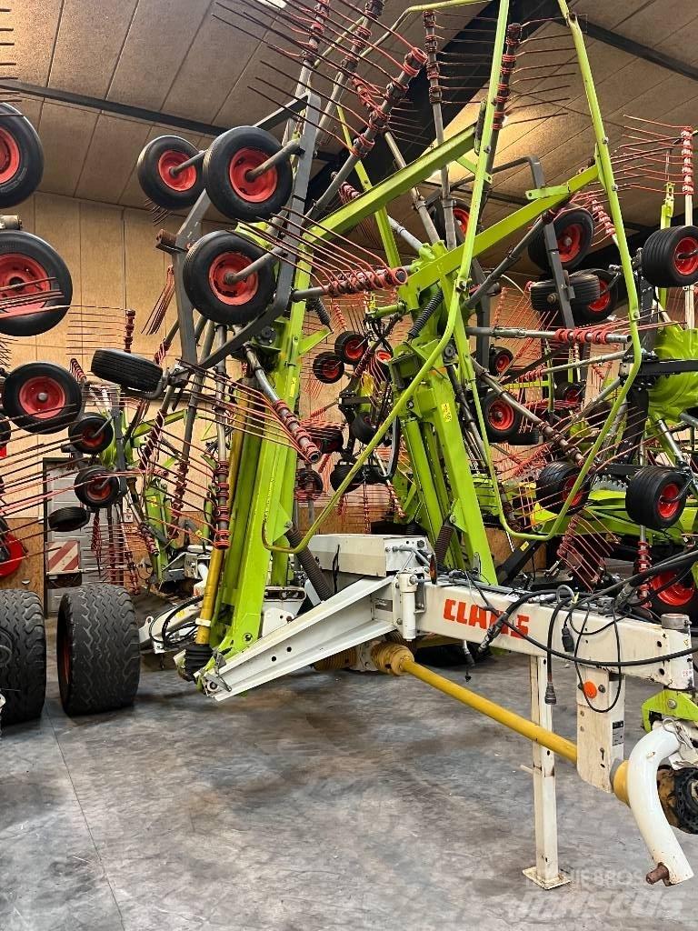 CLAAS LINER 3500 HHV Ranghinatori