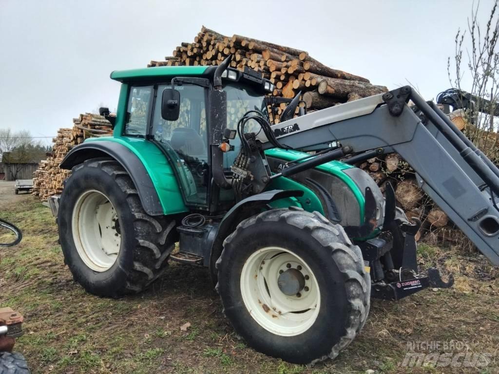 Valtra N 142 D Trattori