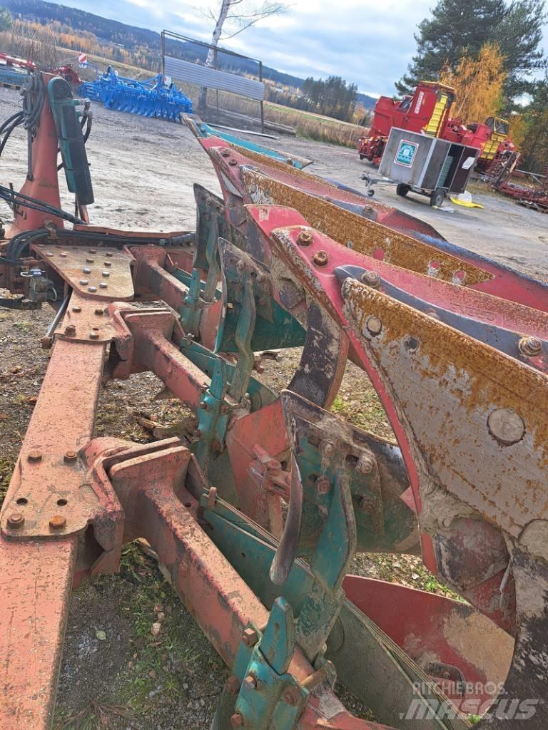 Kverneland em 85-200 Aratri reversibili