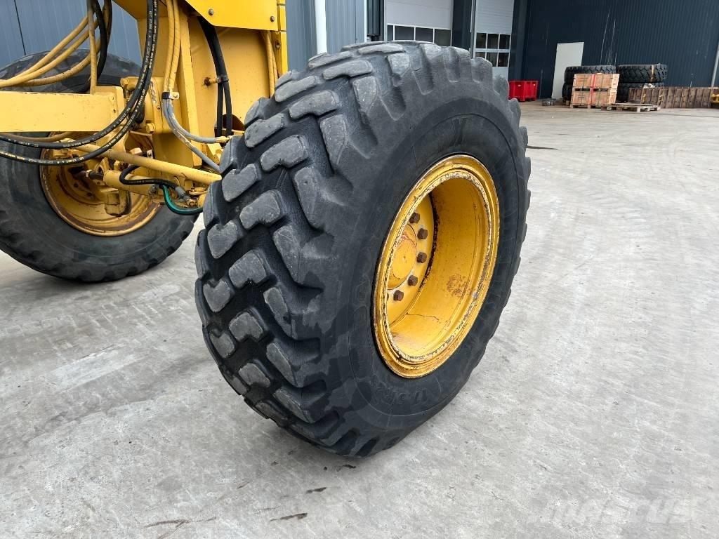 CAT 140H Motorgraders
