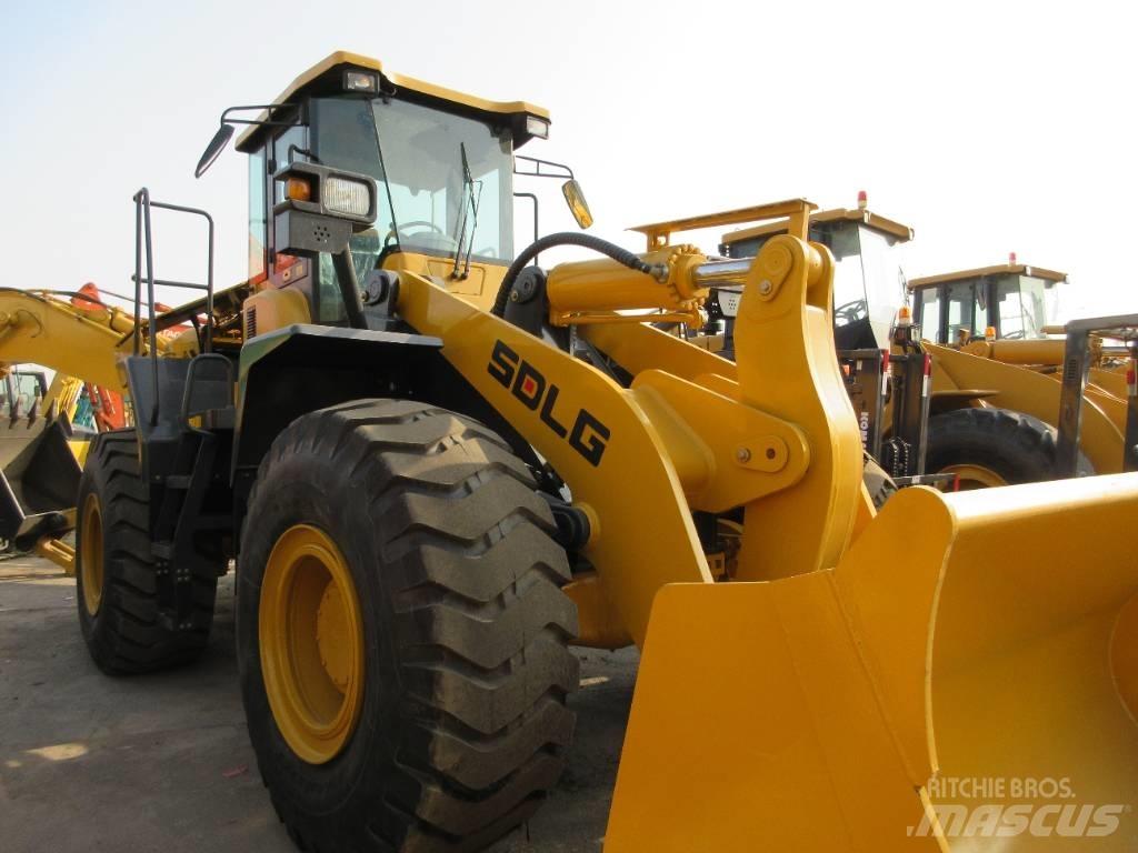 SDLG LG956L Pale gommate