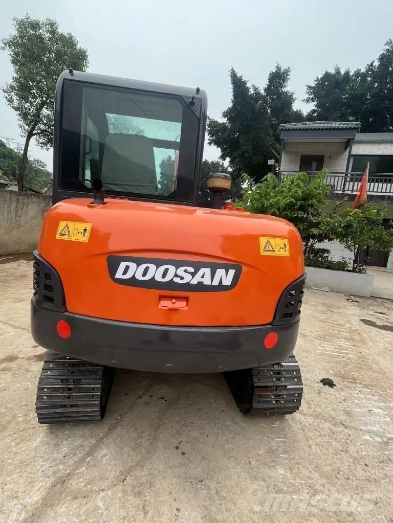 Doosan DH 60-7 Miniescavatori