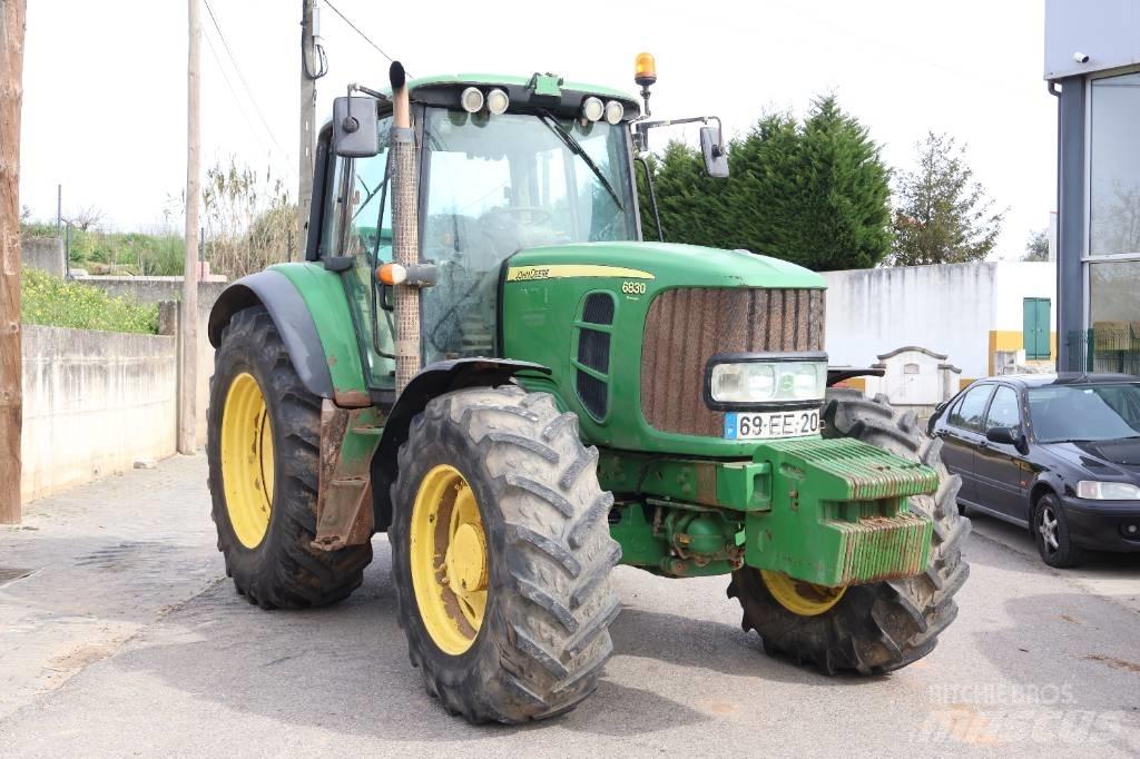 John Deere 6830 Trattori