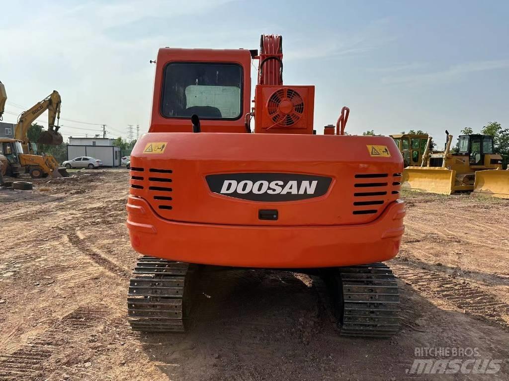 Doosan DH 80 Escavatori medi 7t - 12t