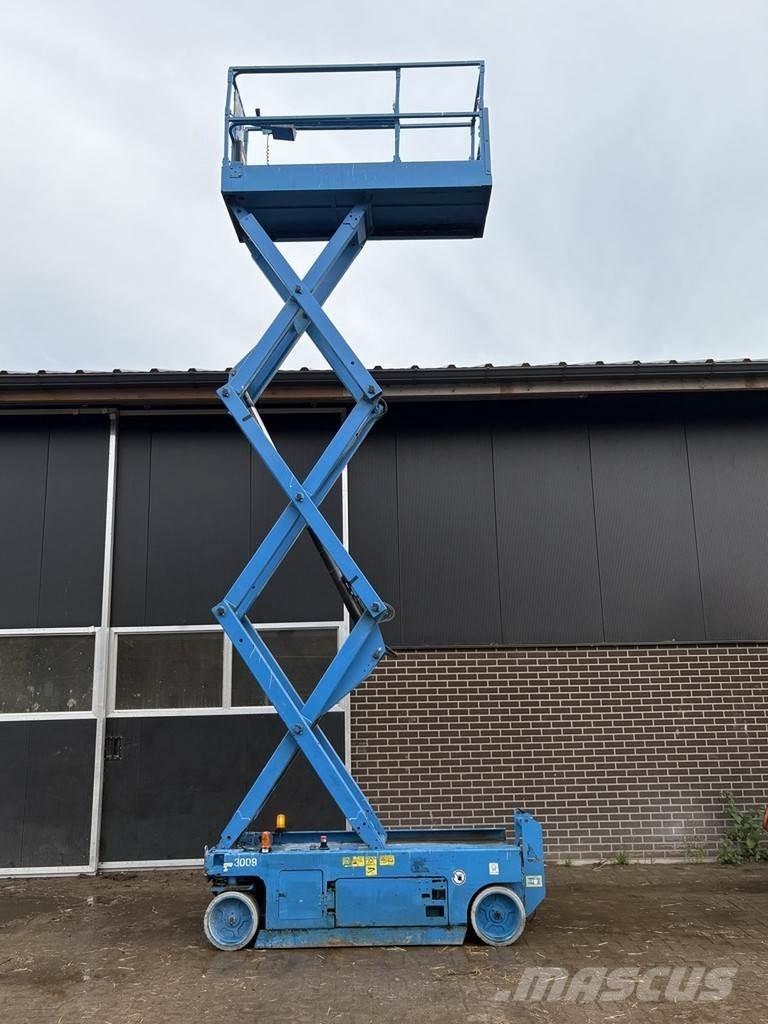 Genie 2032 Piattaforme a pantografo