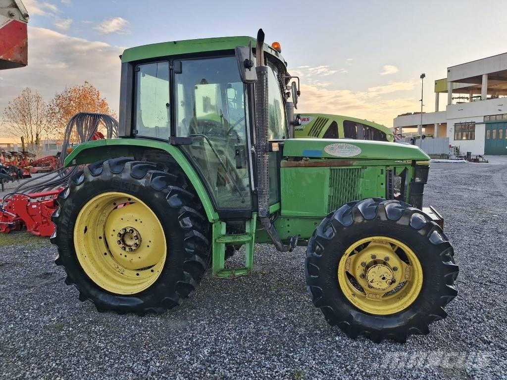John Deere 6400 Trattori