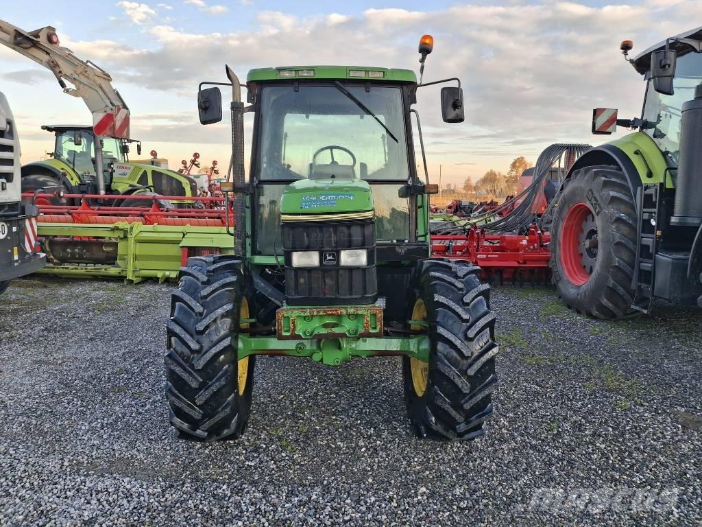 John Deere 6400 Trattori
