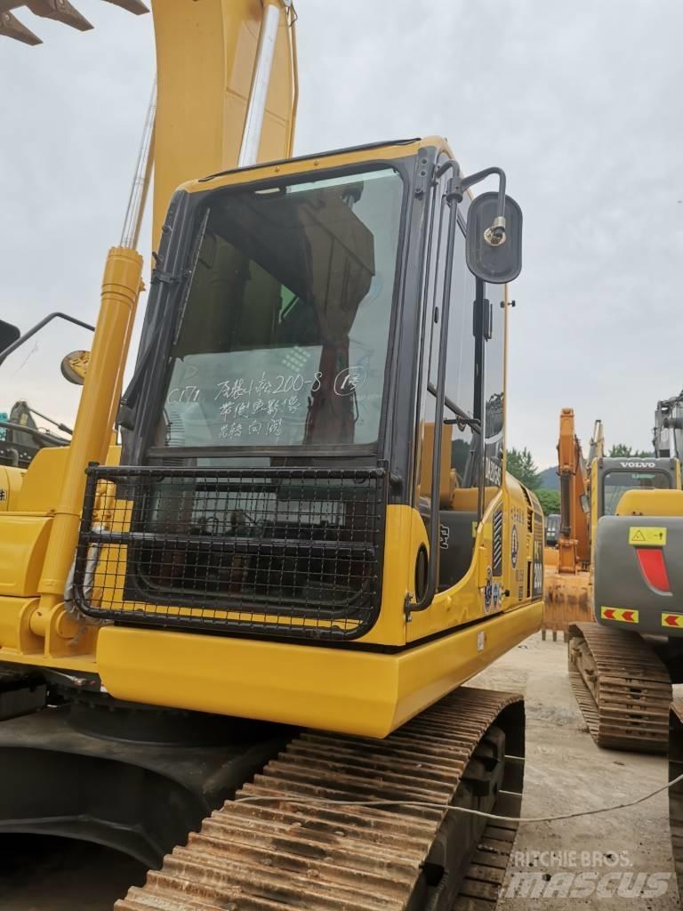 Komatsu PC 200 LC-8 Escavatori cingolati