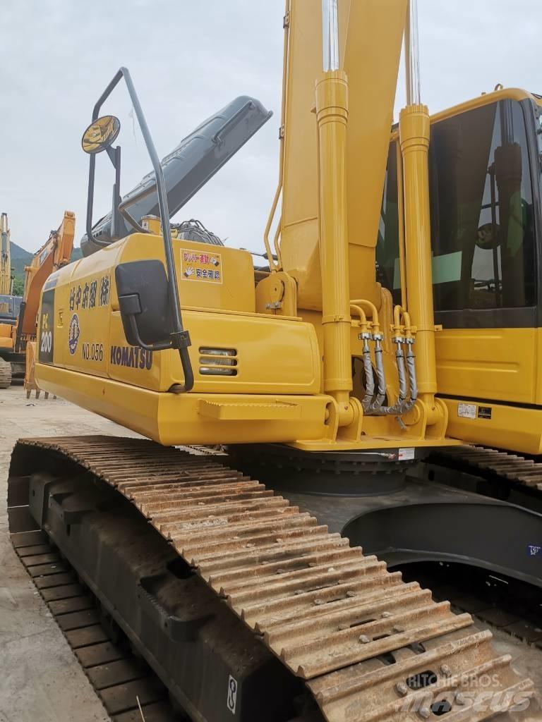 Komatsu PC 200 LC-8 Escavatori cingolati