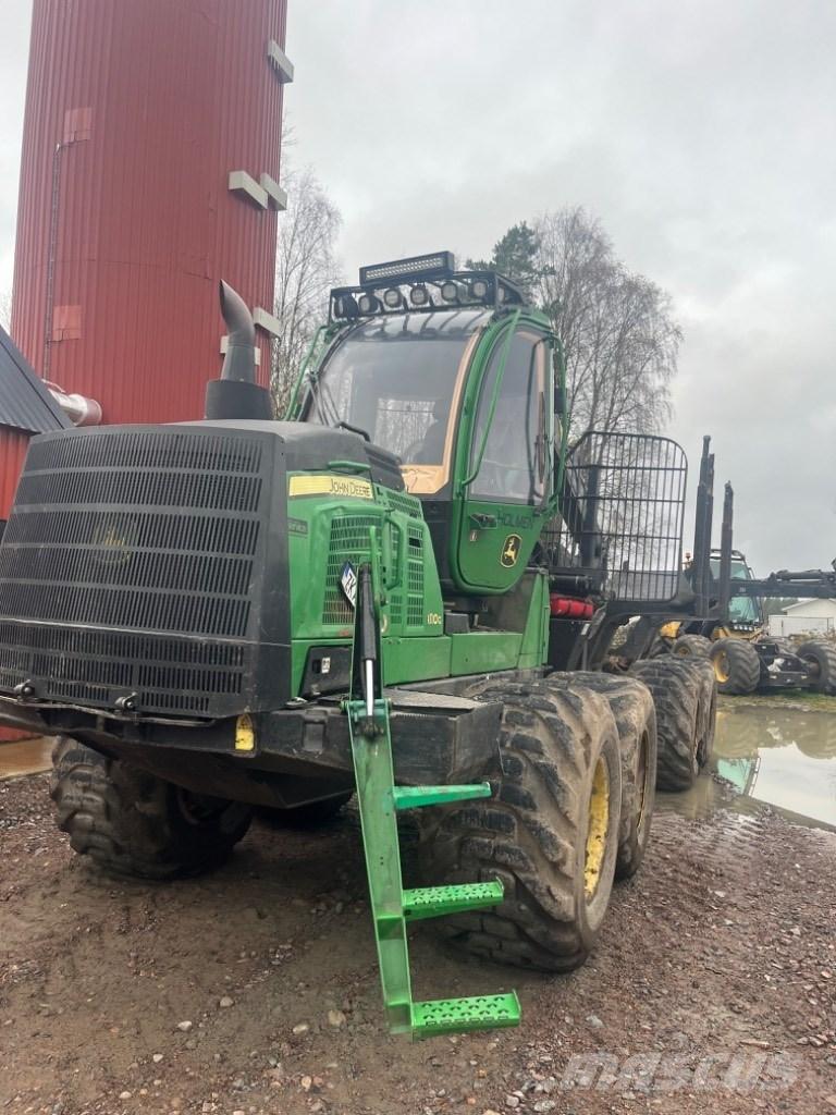 John Deere 1110G Forwarder