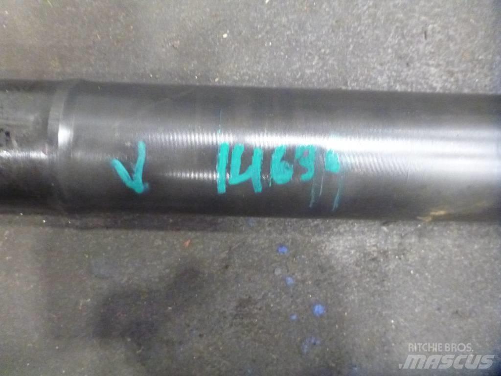  Drivaxel Volvo L180H Assi