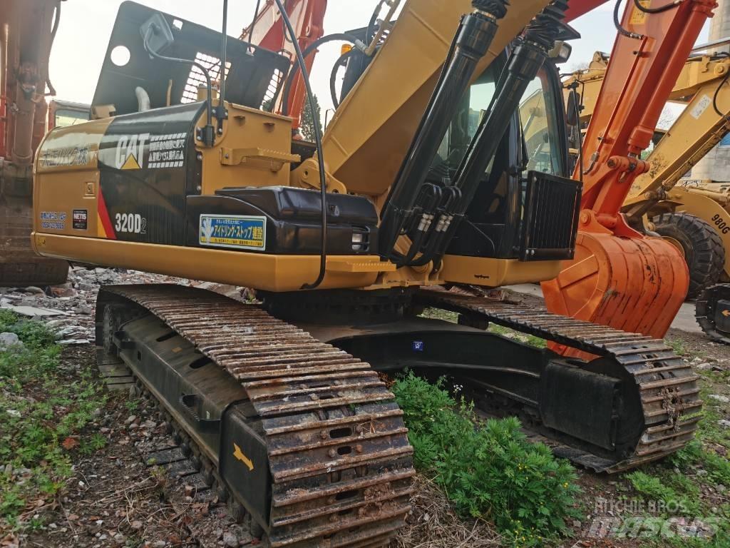 CAT 320 D2 Escavatori cingolati