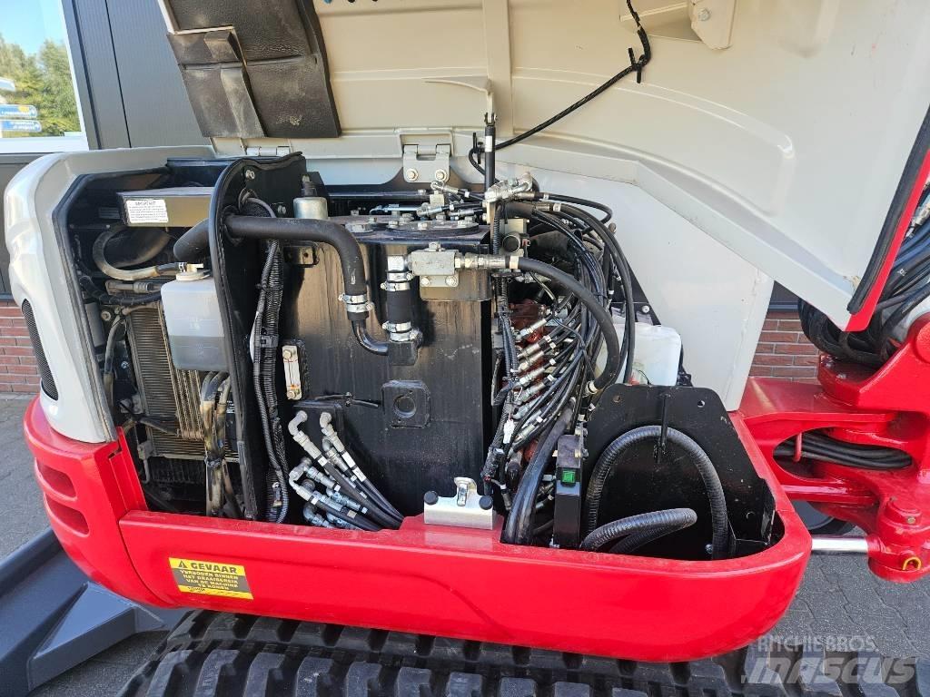 Takeuchi TB 240 Miniescavatori