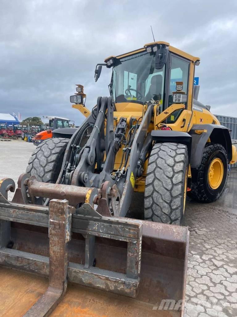 Volvo L 60 H Pale gommate