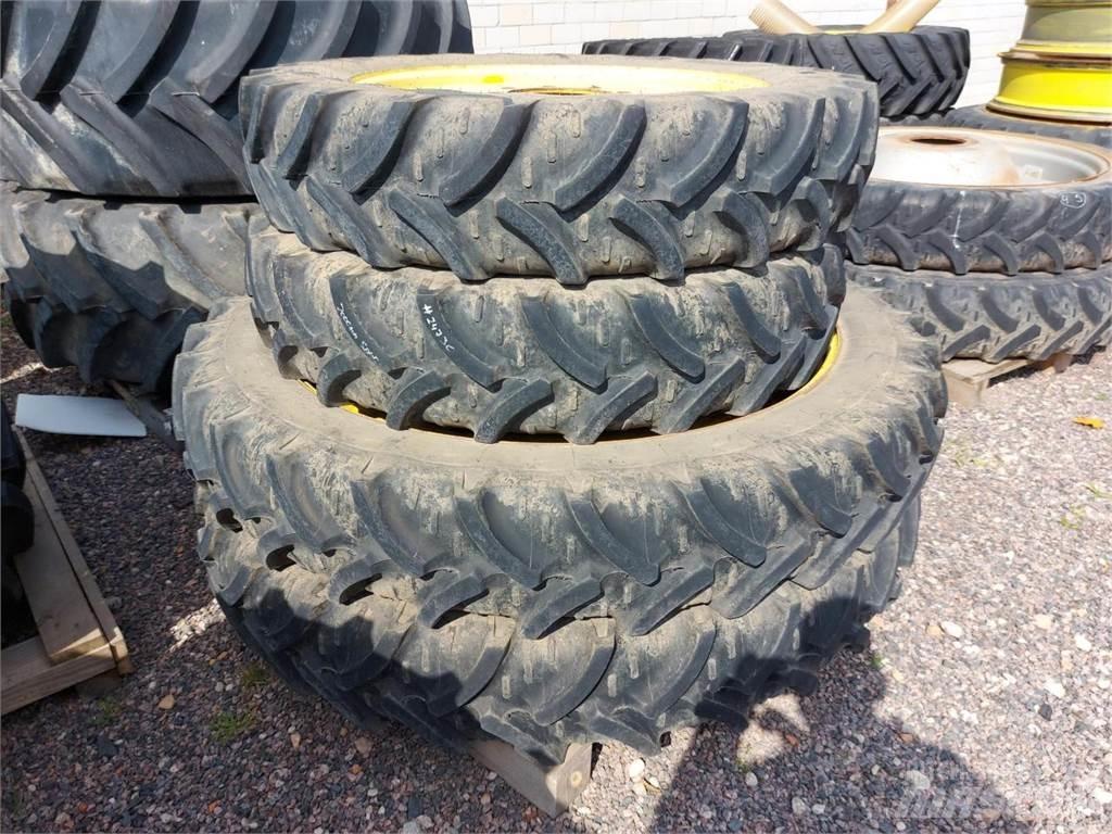 Kleber 270/95R32 Pneumatici, ruote e cerchioni