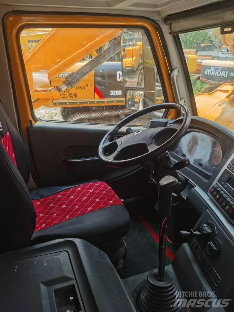 XCMG xct80l5 Gru per tutti i terreni