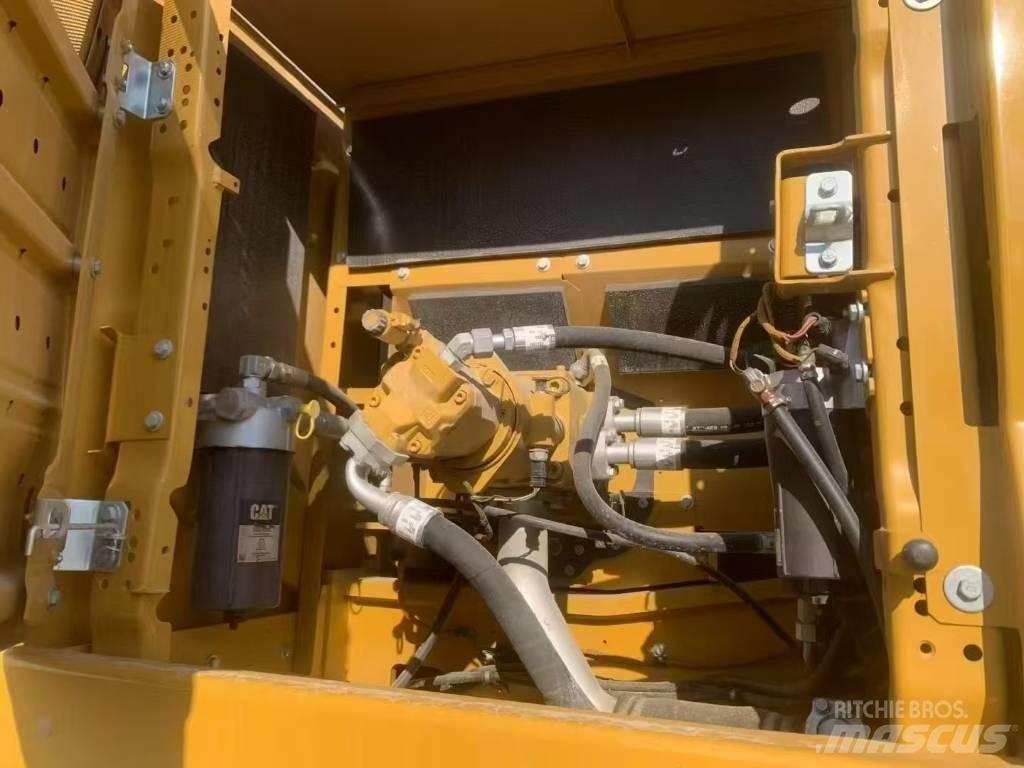 CAT 345GC Escavatori cingolati