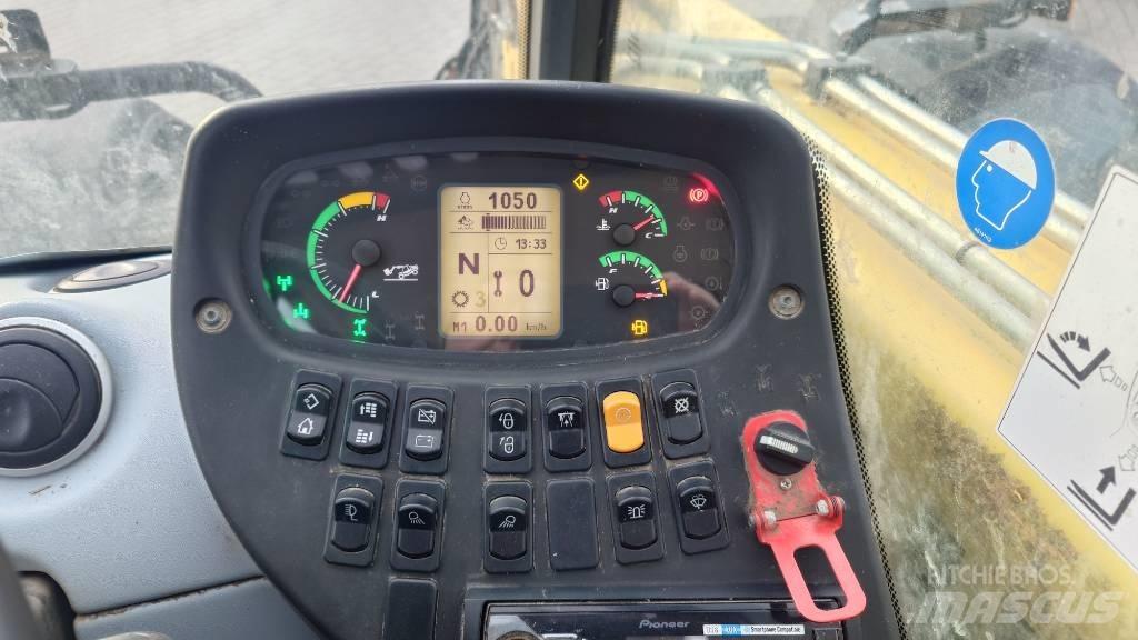 New Holland TH 7.42 Sollevatori telescopici