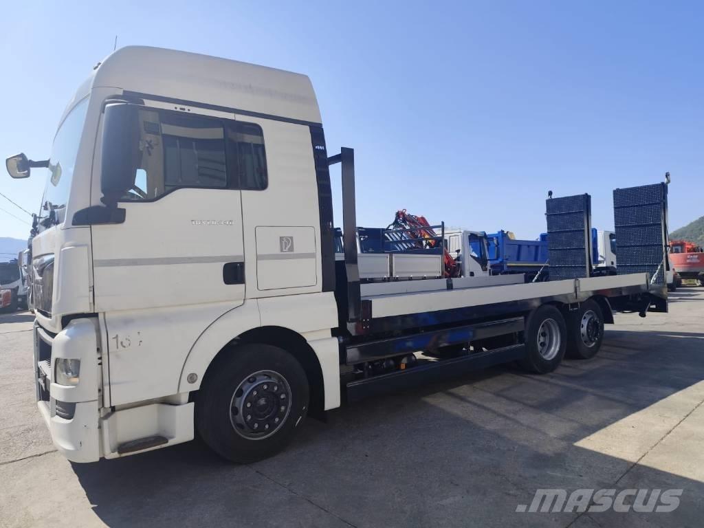 MAN TGX 26.440 Autocarro pianale / argano