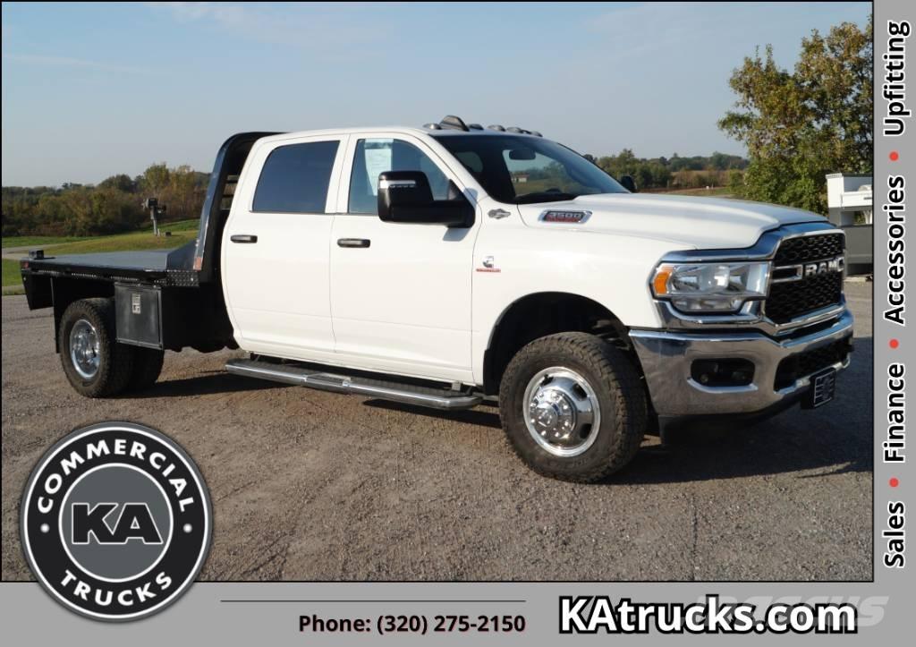 RAM 3500 TRADESMAN Camion con sponde ribaltabili