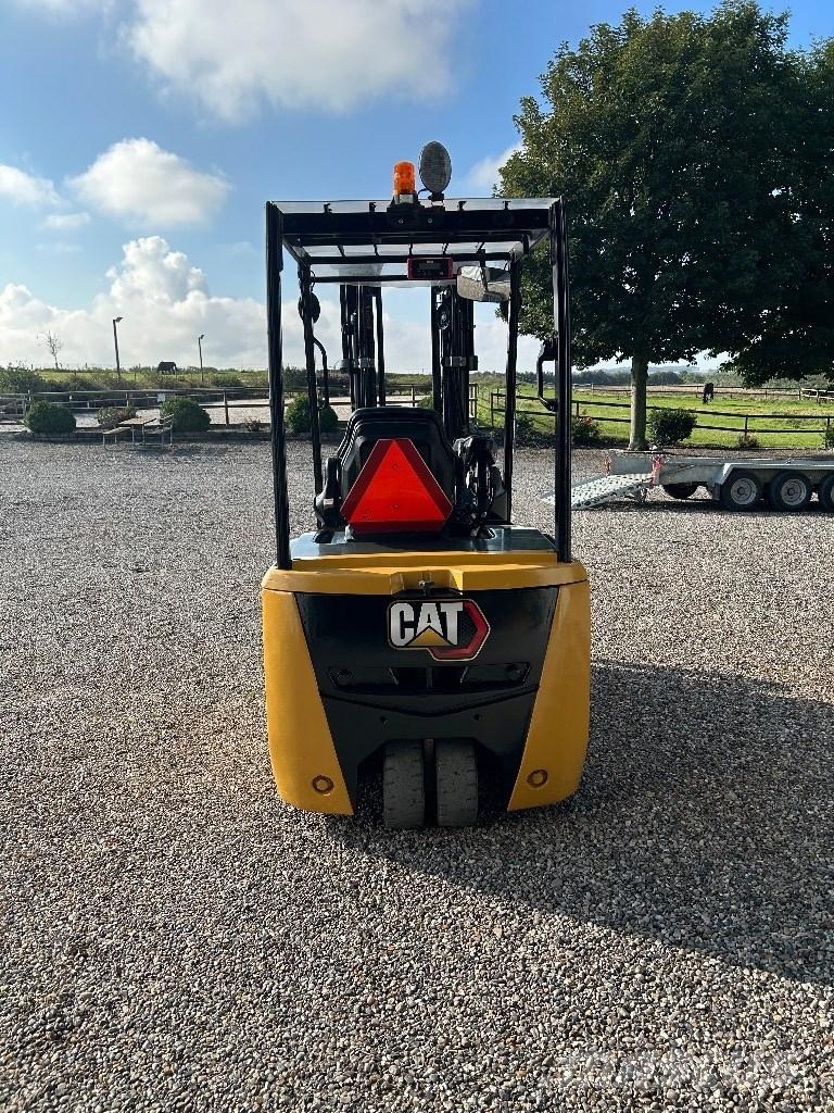 CAT EP 16 CN 2T Carrelli elevatori elettrici