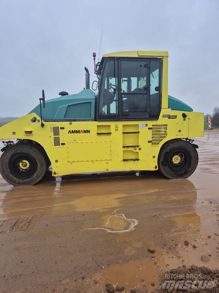Ammann ART 240 Rulli gommati