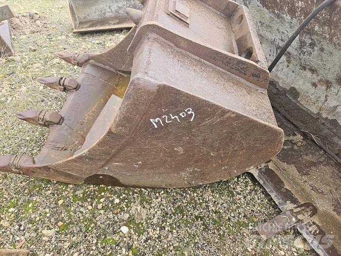Mecalac 12MXT Benne