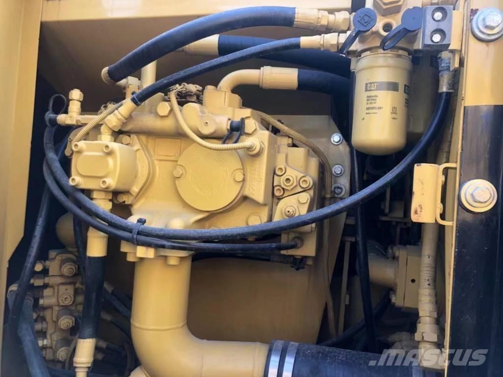 CAT 318C Escavatori cingolati