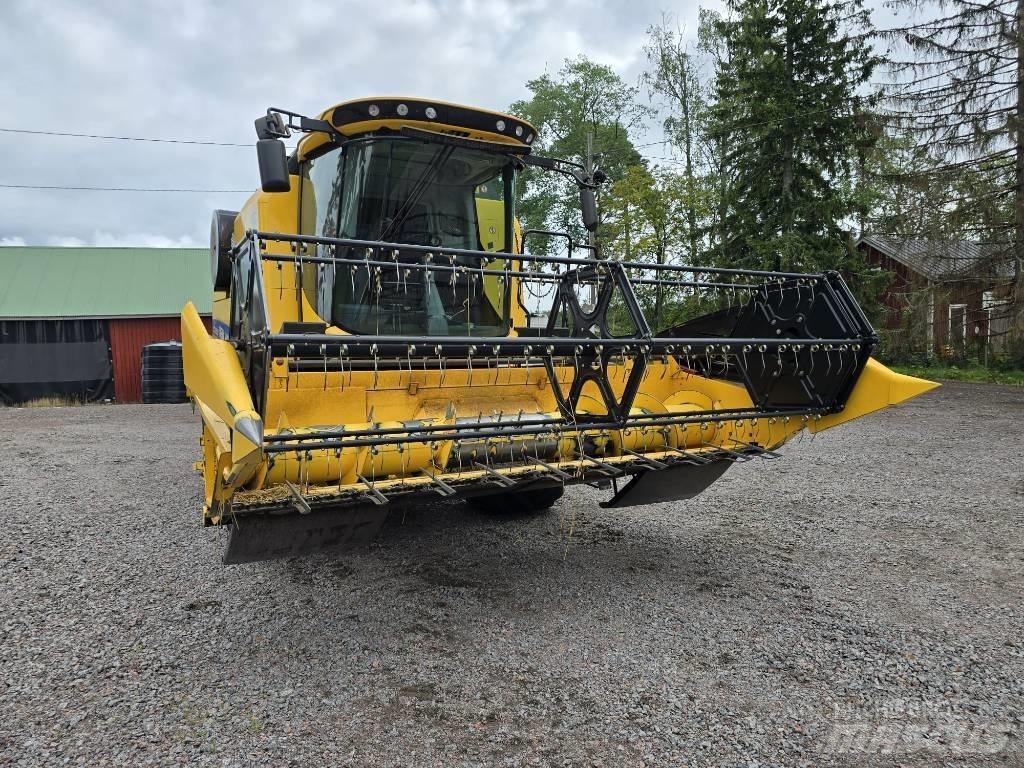 New Holland TC 4.90 Mietitrebbiatrici