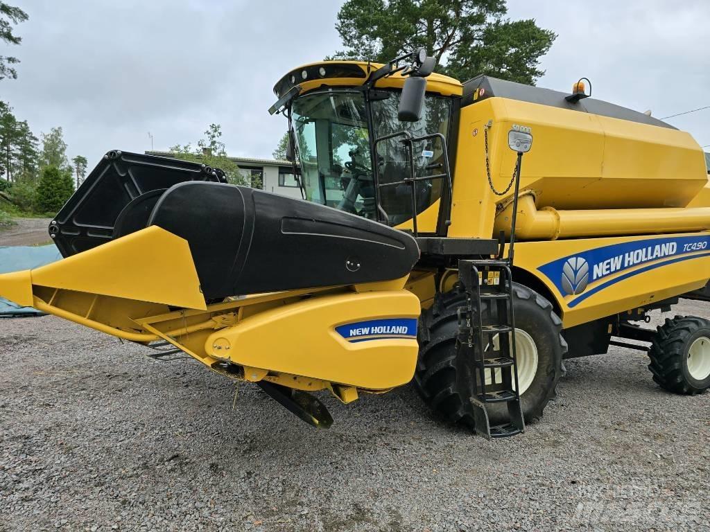 New Holland TC 4.90 Mietitrebbiatrici