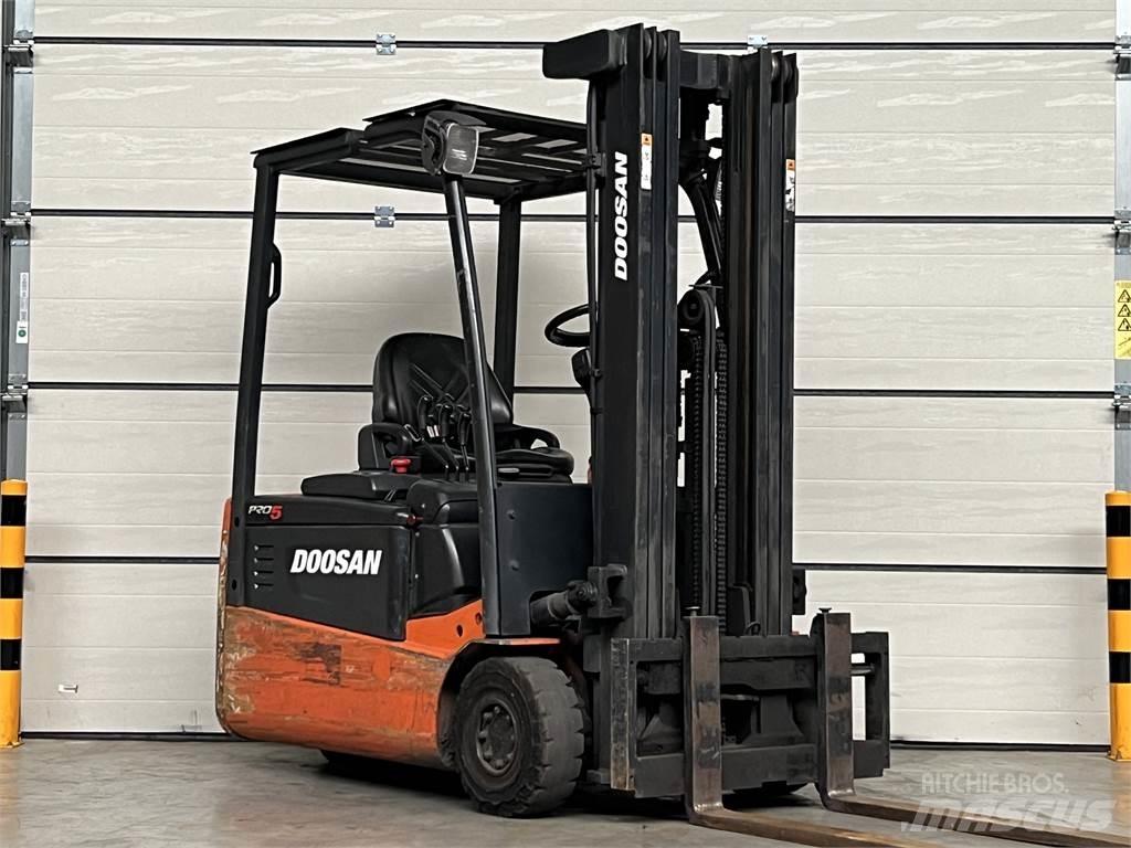 Doosan B18T-5 Carrelli elevatori elettrici