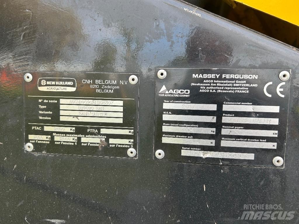 New Holland BB 9090 Presse quadre