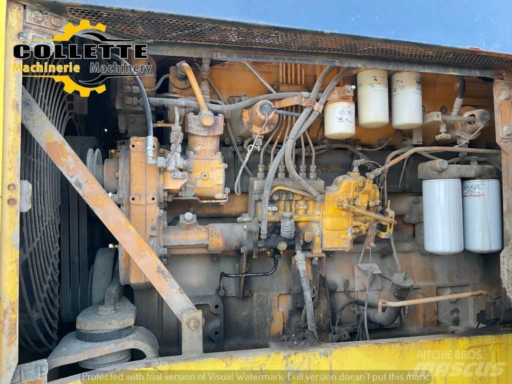 Komatsu WA 600-1 Pale gommate