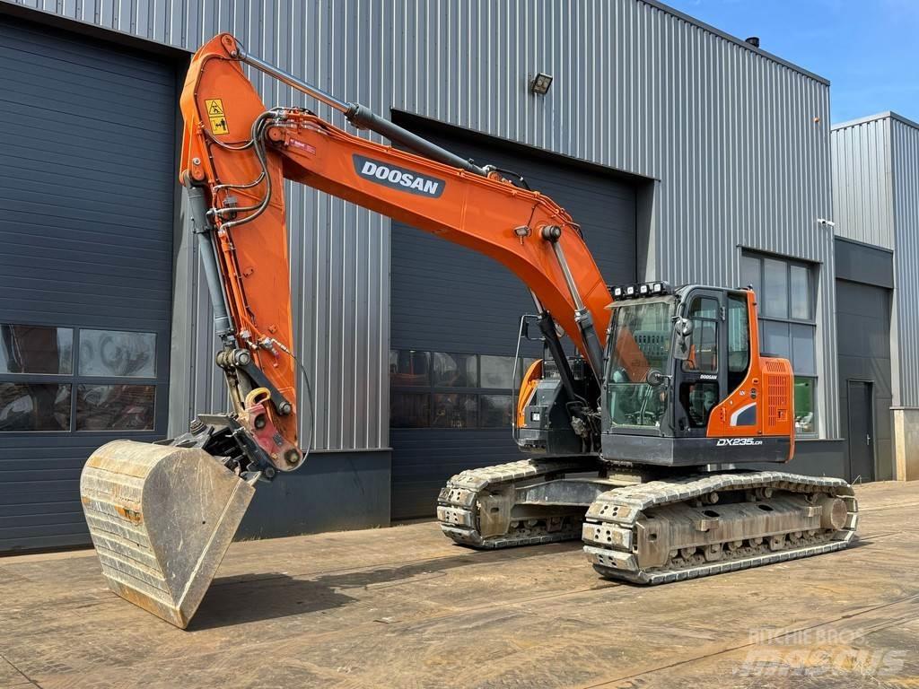 Doosan DX235LCR-5 Escavatori cingolati