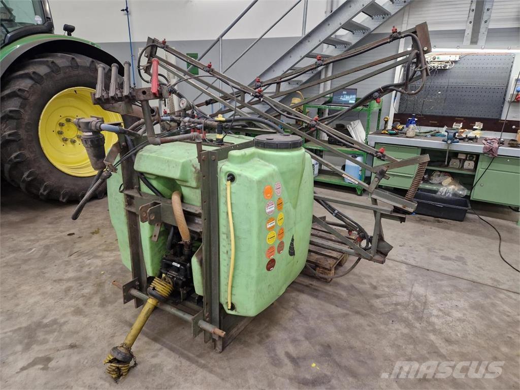 Tecnoma 800 Liter Irroratrici trainate