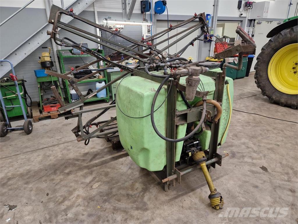 Tecnoma 800 Liter Irroratrici trainate