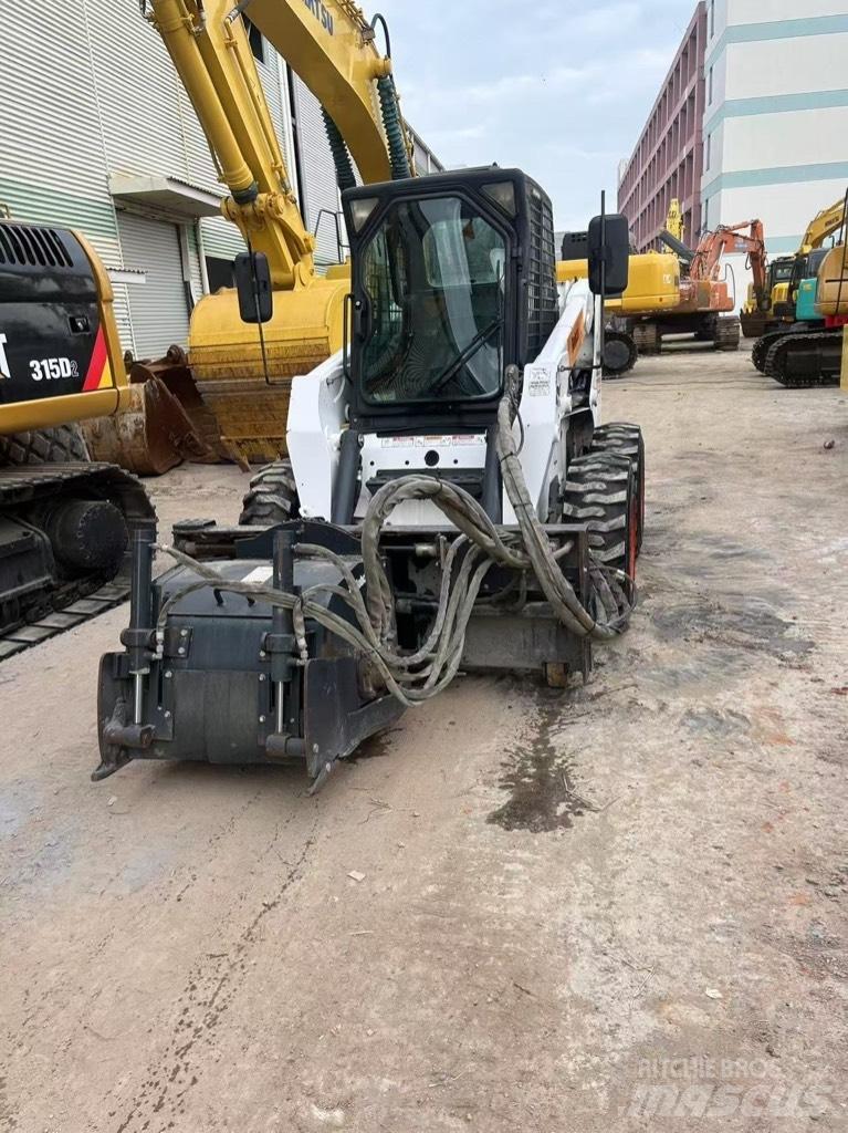 Bobcat S 220 Mini Pale Gommate