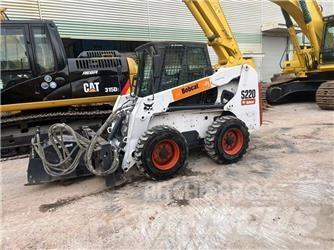 Bobcat S 220 Mini Pale Gommate