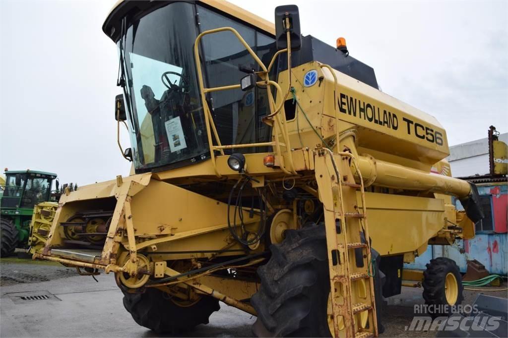 New Holland TC 56 Mietitrebbiatrici