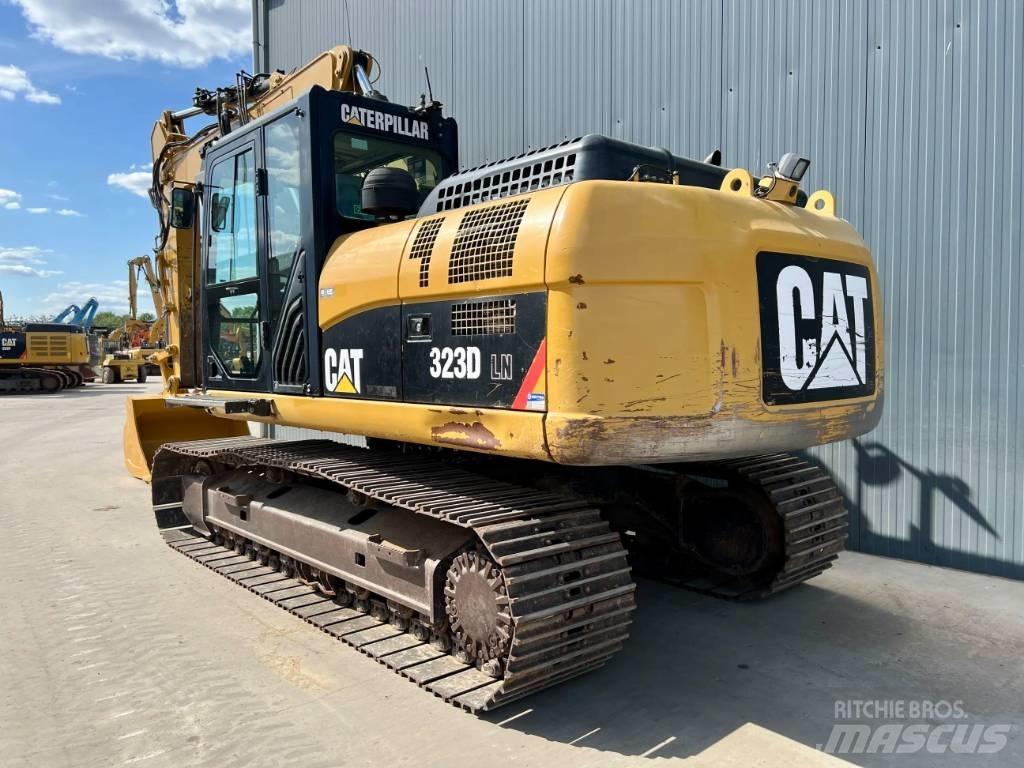 CAT 323D LN VA Escavatori cingolati